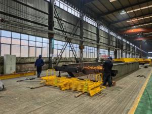 巨人集團(tuán)秋夜奮戰(zhàn)：產(chǎn)能提升背后的汗水與輝煌