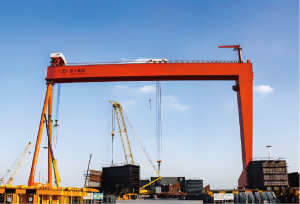 造船門式起重機